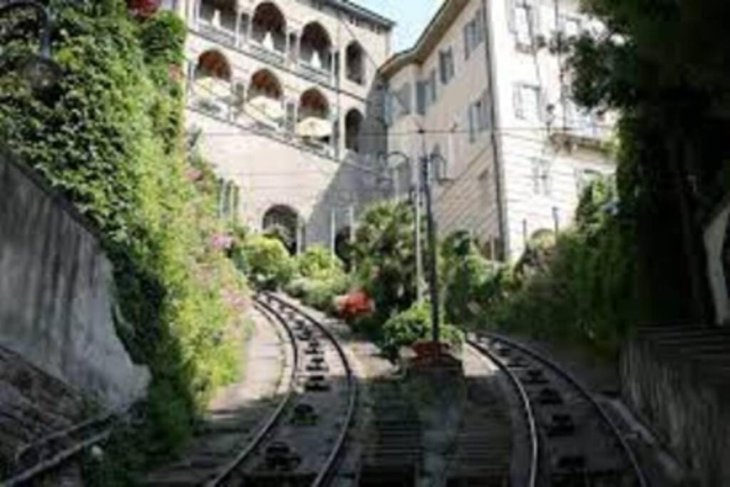 Apartamento Entire flat, independent entrance, 20 mins to BGY - Bergamo Milan airport Nembro Exterior foto
